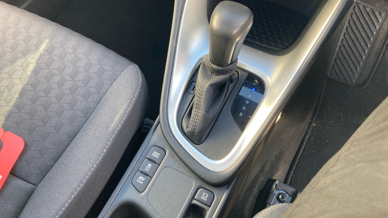 Toyota Yaris 1.5 Hybrid Design 5dr CVT Hybrid Hatchback